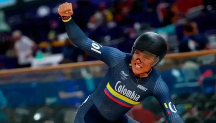 Kevin Quintero y Stefany Cuadrado en competencia de ciclismo de pista.