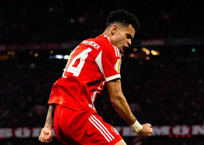 Luis Díaz celebrando gol con el Bayern Múnich ante el Real Madrid en Champions League.