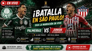 Jugadores del club Junior de Barranquilla disputando un balón frente a Palmeiras en el estadio Allianz Parque de Brasil