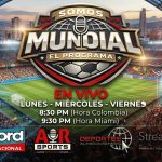Estudio de televisión digital emitiendo el programa de debate Somos Mundial con pantallas tácticas de fondo y logos de la alianza AIR, ACORD y Deportes al Instante News